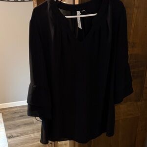 NY Collection Black V-Neck Blouse with Ruffled Bell Sleeves 1X Gently Used